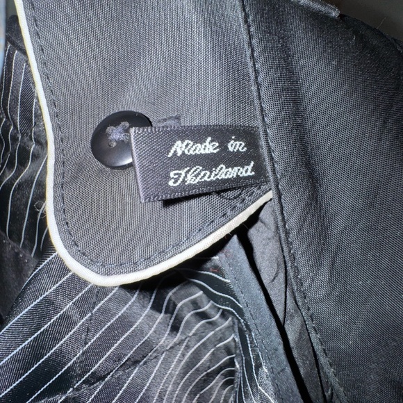 Sanyo Men's long Black, Water Resistant lined Trench SIZE R-48. Vintage - Picture 10 of 14